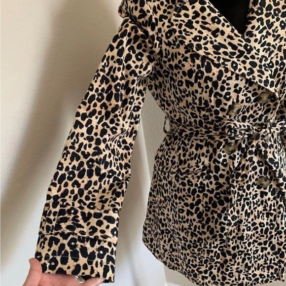 Forever 21 Leopard Trench Coat - Picture 6 of 10